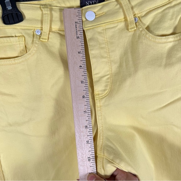 NYDJ Womens Wide Leg Denim Capri Size 8 Yellow Raw Hem Lift Tuck Technology New - Picture 4 of 10